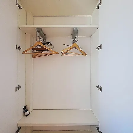 Vakantiehuis Henri Camille Real Estate -armor - Sea View Big Terrace Sunny 1 Bedroom