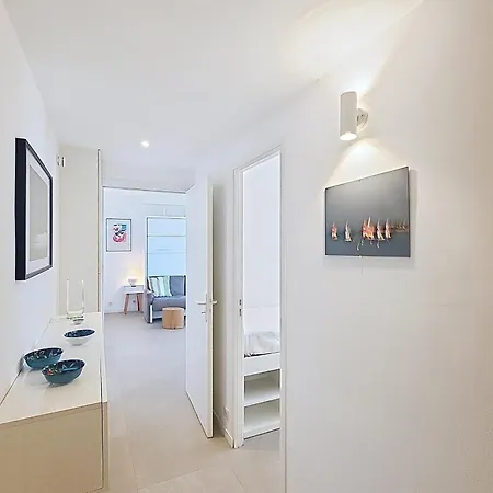 Vakantiehuis Henri Camille Real Estate -armor - Sea View Big Terrace Sunny 1 Bedroom *