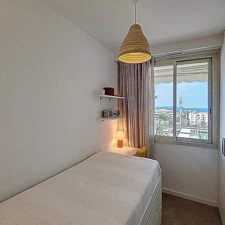 Vakantiehuis Henri Camille Real Estate -armor - Sea View Big Terrace Sunny 1 Bedroom